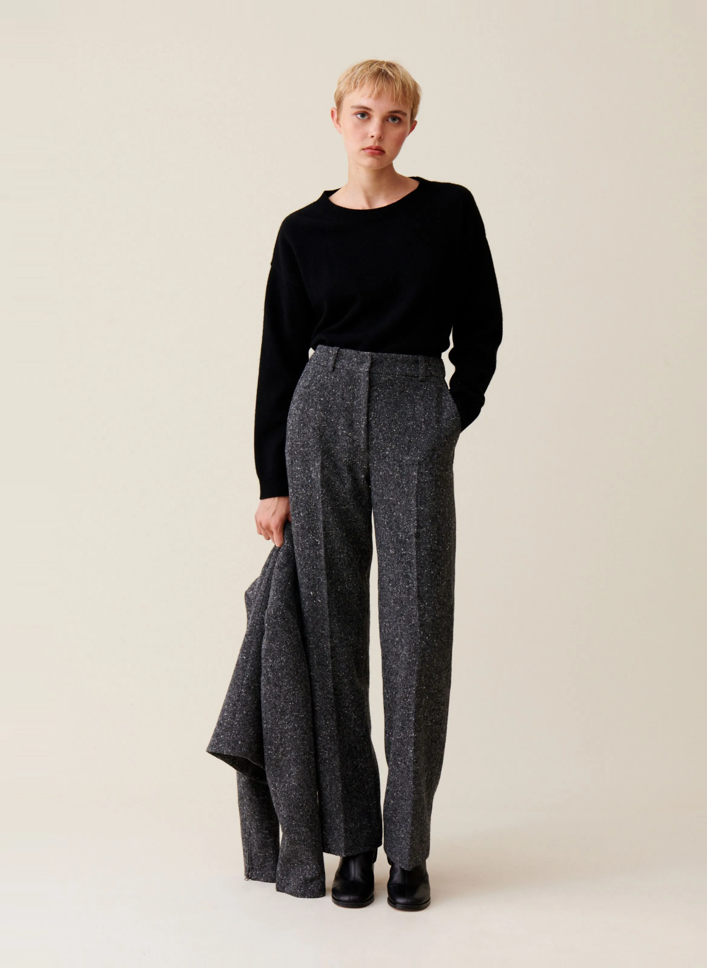  CLAUDIE PIERLOT   Pantaloni dritti con pince | Grigio