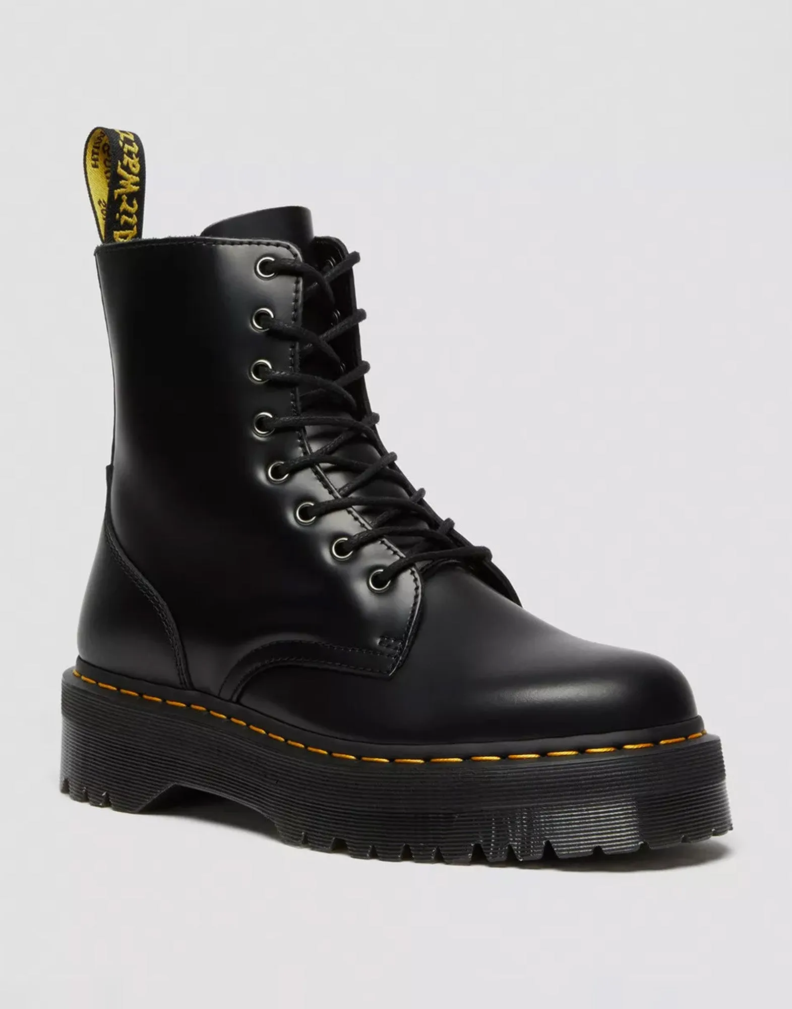 DR. MARTENS Anfibi Jadon con Platform in Pelle Smooth Black