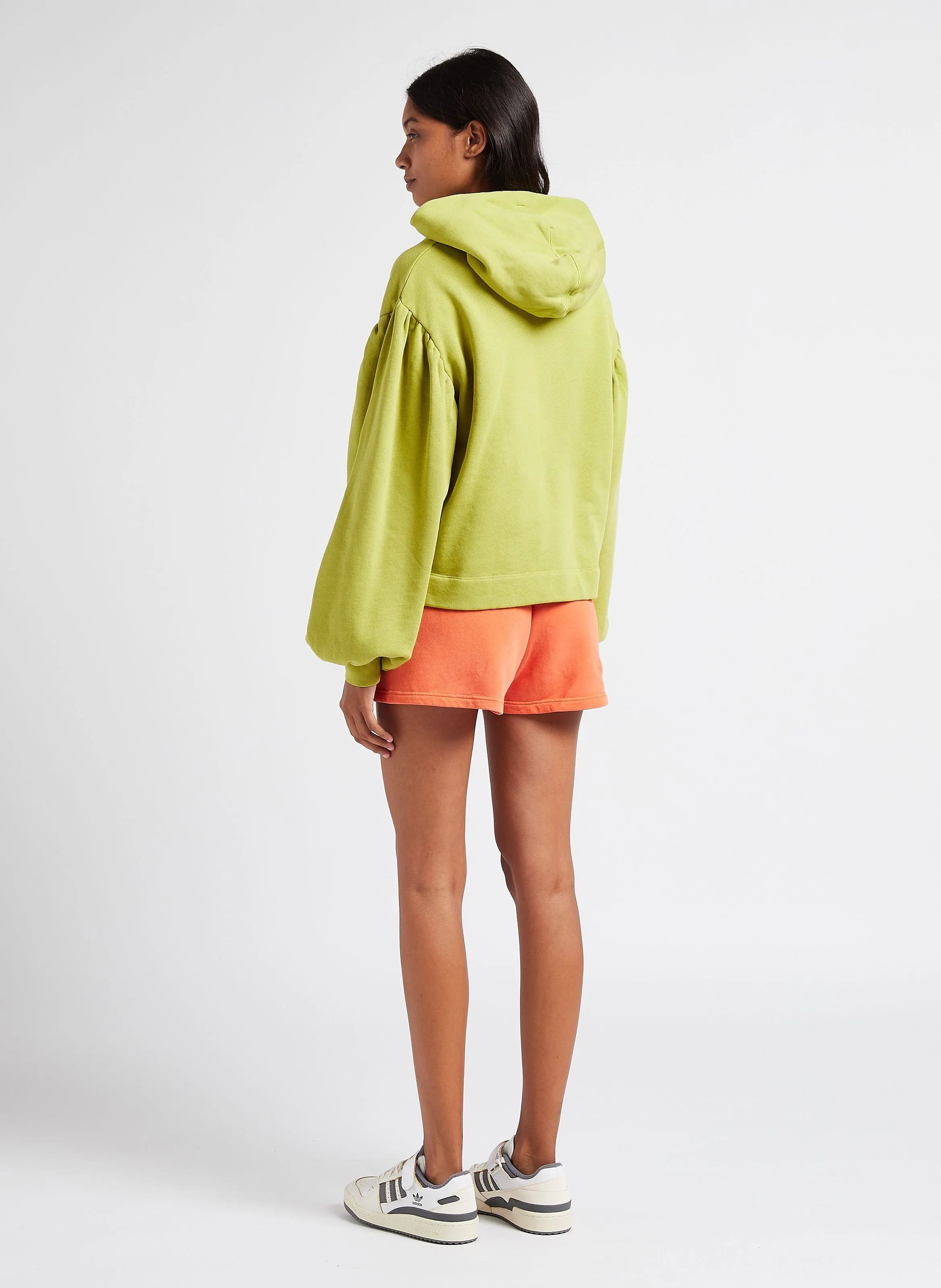  LEVI'S   AKANE RUSCHED HOODIE - Felpa in cotone con maniche a palloncino | Verde