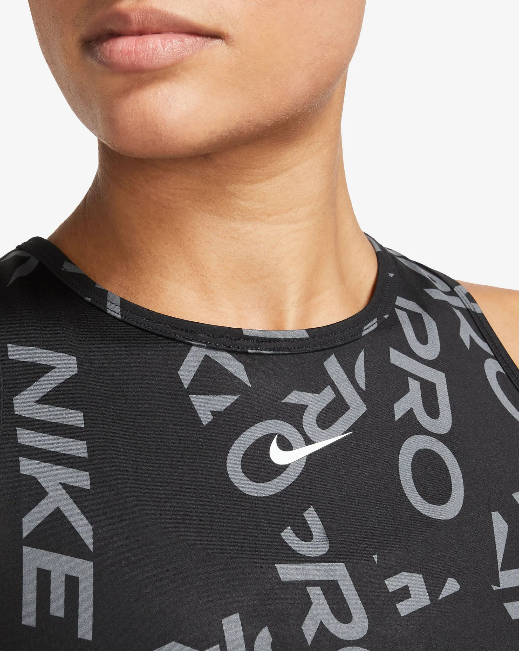 Nike Canotta Pro Dri-Fit Crop Nero Donna