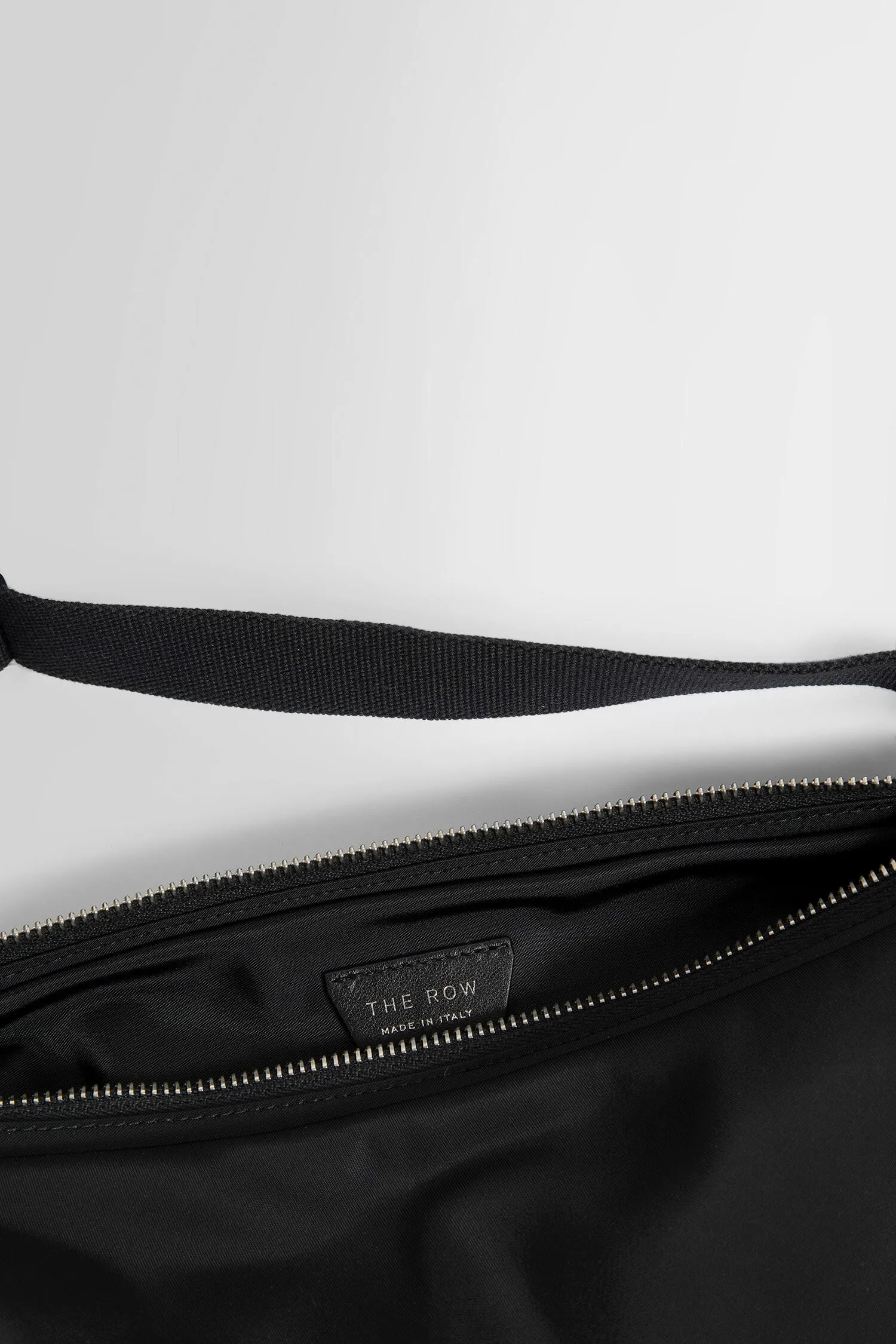 the row  caiden messenger bag 